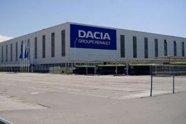 Sindicaliștii de la Dacia, protest la Mioveni față de măsurile fiscal-bugetare ale Guvernului