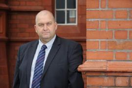 PRIMA VICTIMĂ a campaniei privind hărțuirea sexuală! Un ministru S-A SINUCIS la câteva zile după ce a fost acuzat de comportament nepotrivit