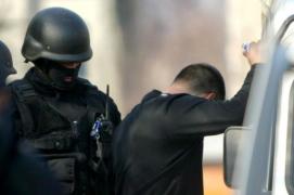 Incredibil! Un tânăr de 17 ani ar fi autorul valului de înșelăciuni prin metoda "accidentul", din Alba și Cluj. Băiatul avea la el o sumă uriașă de bani