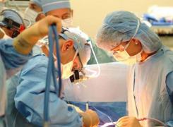 Gest INCREDIBIL al unor părinţi din Iaşi! Oamenii au DONAT organele fiului lor în vârstă de 7 ani!