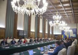 Atac dur la Cabinetul Tudose, după Revoluţia Fiscală: 'Guvernul foloseşte pensiile din viitor pentru plata salariilor şi pensiilor din prezent'