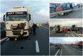 Accident cumplit pe autostrada Bucureşti - Piteşti, la Ciorogârla. Sunt trei victime, după ce două maşini s-au ciocnit cu un TIR. Traficul este blocat