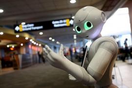 Vizitatorii de la JO de vară 2020 de la Tokyo ar putea fi întâmpinaţi pe aeroport de roboţi, care să le facă sosirea mult mai uşoară