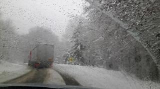 Alertă de vreme rea în România. Meteorologii au emis cod galben în mai multe judeţe. Harta zonelor afectate