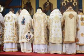 Bugetul 2018, la Parlament: Angajaţii BOR de peste Prut ar urma să aibă salarii egale cu cei din România