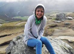 Povestea dramatică a Alinei, tânăra ucisă la metrou. Abandonată de mamă, crescută de un vecin şi ucisă cu sânge rece!