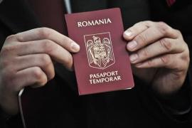 Hârtiile în urma realității: Câți români au domiciliu în străinătate, certificat cu acte?