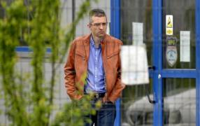 Dezinfectanţii Hexi Pharma, plini de bacterii. Un germene periculos trăia în bidoanele care urmau să ajungă în spitale