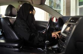 Decizie istorică pentru femeile din Arabia Saudită: vor putea conduce motociclete şi camioane