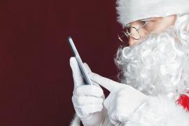 Mesaje SMS de Crăciun. Nu uita pe nimeni, toţi cei dragi trebuie să ştie că te gândeşti la ei!