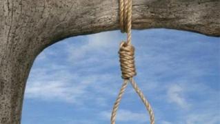 A treia zi de Crăciun, un cioban român, plecat la muncă în Italia, a fost găsit spânzurat pe marginea unui drum