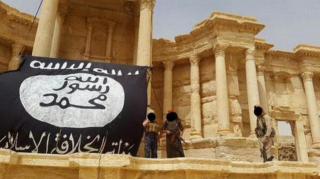 OROARE la Palmyra! ISIS a DECAPITAT şi ÎMPUŞCAT mai mulţi profesori, în faţa unor copii (VIDEO)