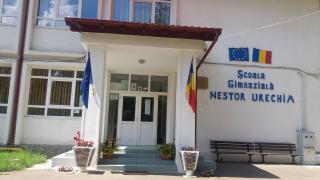 Tânăr prahovean, profesor de Limba Română, găsit spânzurat în grădină, de un măr