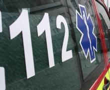 Bebeluş de o săptămână din Harghita, dus la spital după ce casa în care se afla a luat foc