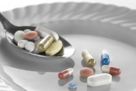 Multi-vitaminele, hulite de cercetători : "Sunt o RISIPĂ de bani. Aruncaţi banii la toaletă pentru nimic!"