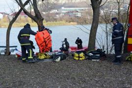 O profesoară din Piatra Neamţ a fost arestată, după ce iubitul ei, cel mai bun elev de la Liceul Teologic, s-a sinucis în noiembrie anul trecut