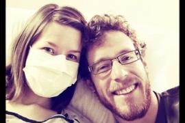 Soartă CUMPLITĂ pentru o tânără de 29 de ani: Este ALERGICĂ la ORICE, chiar şi la PROPRIUL SOŢ