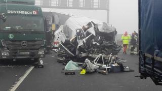 SITUAŢIE HALUCINANTĂ după carnagiul din Ungaria. Românul mort în accident a rămas al nimănui!