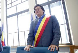 Nicolae Robu, primarul Timişoarei, audiat într-un dosar de corupţie