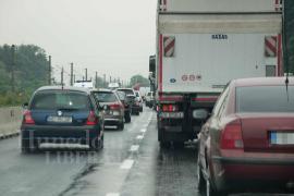 Trafic reluat pe A1, după ce o bandă a fost blocată în urma unui accident