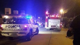 ÎNGROZITOR. Şi-a înjunghiat fiul cel mare, apoi a dat foc casei în care se aflau soţia şi cei patru copii ai lor! Nimeni nu a scăpat cu viaţă