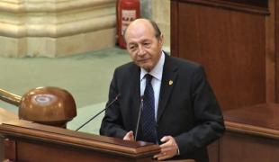 Băsescu anunţă o PREMIERĂ în istoria Senatului!