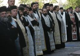 Patriarhia CONDAMNĂ parteneriatul civil: "Oficializarea ar putea avea consecinţe GRAVE pentru viaţa morală"
