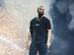 VIDEO. Moment de iluzionism involuntar la concertul lui Drake, la Londra. Rapperul Travis Scott a dispărut subit de pe scenă