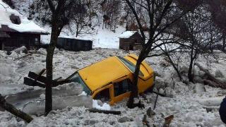 Inundaţii teribile: localitate invadată de sloiuri de gheaţă, în Maramureş (VIDEO, GALERIE FOTO)