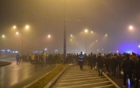 Număr RECORD de protestatari la Vaslui! Oamenii au scandat: "Tot Vasluiul ştie cine-i răgălie", ca urmare a mesajului edilului