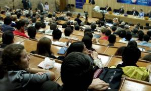 ATENȚIE, studenți! Facultățile DESFIINŢEAZĂ zeci de specializări! Iată LISTA COMPLETĂ şi NOUTĂŢILE pentru anul universitar 2017 - 2018