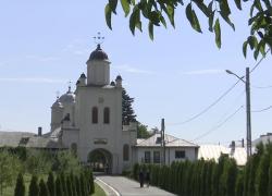 Încă o reţinere în cazul de la Mănăstirea Pasărea. Un al doilea bărbat a fost ridicat de poliţiştii din Ilfov