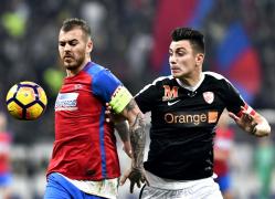 UMILINŢĂ TOTALĂ pentru Steaua! Dinamo a învins echipa lui Becali, cu scorul general de 7-2, şi s-a calificat în finala Cupei Ligii