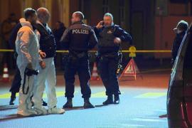 ATAC ARMAT într-un bar din Elveția, soldat cu cel puțin 3 VICTIME. Atacatorii au fugit