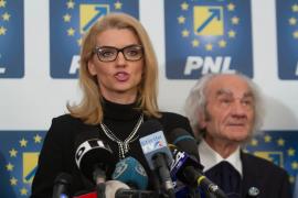 Alina Gorghiu este dezamăgită de Dacian Cioloş: "Atitudinea lui faţă de PNL..."