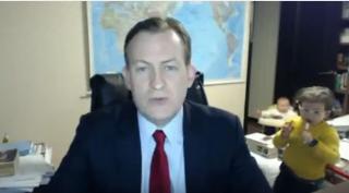 VIRAL Un analist politic este întrerupt de copiii lui în timpul unui interviu la BBC. Imaginile fac înconjurul internetului (VIDEO)