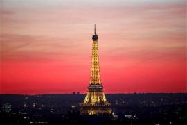 Cuplu de ESCROCI, la judecată după ce s-au dat victime ale atentatelor de la Paris şi Nisa. Au primit cele mai ASPRE PEDEPSE