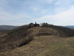 Stareţul unei mănăstiri din Vaslui a fost tâlhărit în timp ce dormea în chilia sa