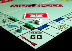 Anunţ important pentru fanii jocului Monopoly! Trei dintre piesele sale principale vor fi înlocuite