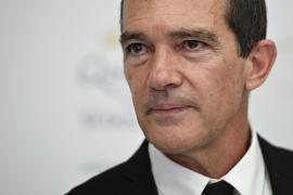 Antonio Banderas A ASCUNS că a fost GRAV BOLNAV! Actorul, supus unei intervenții chirugicale complicate, după infarctul din ianuarie
