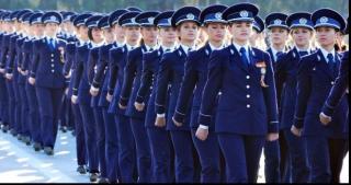 Peste 2.000 de locuri disponibile în instituţiile de formare profesională ale Ministerului Afacerilor Interne