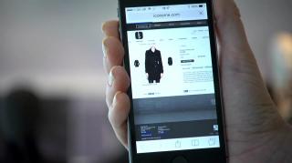 Românii NU sunt fanii cumpărăturilor online. Doar 18% dintre utilizatori au cumpărat produse de pe internet în 2016