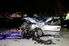 FOTO: Şase persoane au fost rănite după ce au PLONJAT cu maşina în Dâmboviţa. Trei  dintre victime sunt în stare de INCONŞTIENŢĂ