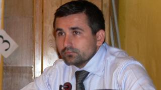 Fostul deputat Adrian Gurzău, condamnat la doi ani şi opt luni de închisoare cu suspendare pentru trafic de influenţă
