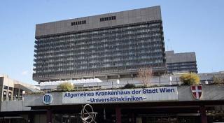 SCANDALUL transplanturilor: Spitalul AKH din Viena a acceptat să primească din nou români. CÂŢI pacienţi vor fi operaţi pe an