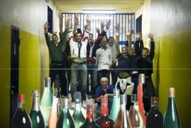 Gardienii închisorii italiene de la Mantova, FĂRĂ REFLEXE, în fața DESCOPERIRII din celula unor ROMÂNI