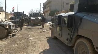 Lupte grele la Mosul, cu teroriştii ISIS: armata irakiană a cucerit principalele clădiri guvernamentale din oraş