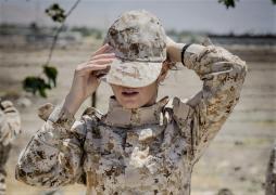 DEZMĂŢ cu femei dezbrăcate în armata SUA! Militarii americani şi-au fotografiat colegele GOALE, apoi au postat imaginile pe un GRUP SECRET de Facebook