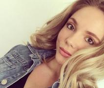 TRUC GENIAL ca să scapi de ACNEE! O tânără a dezvăluit DIETA MINUNE