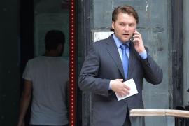 Fostul senator Dan Şova răspunde după scandalul de la Direcţia de Permise: "Am intrat şi m-am dus la un ghişeu gol"